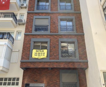 Sultan ve Yeter Hanım Apartmanı